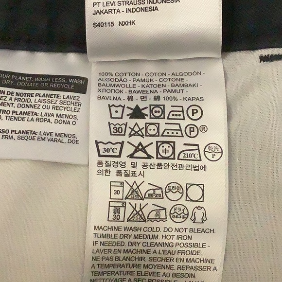 Men’s Levi regular fit pants - Picture 3 of 4